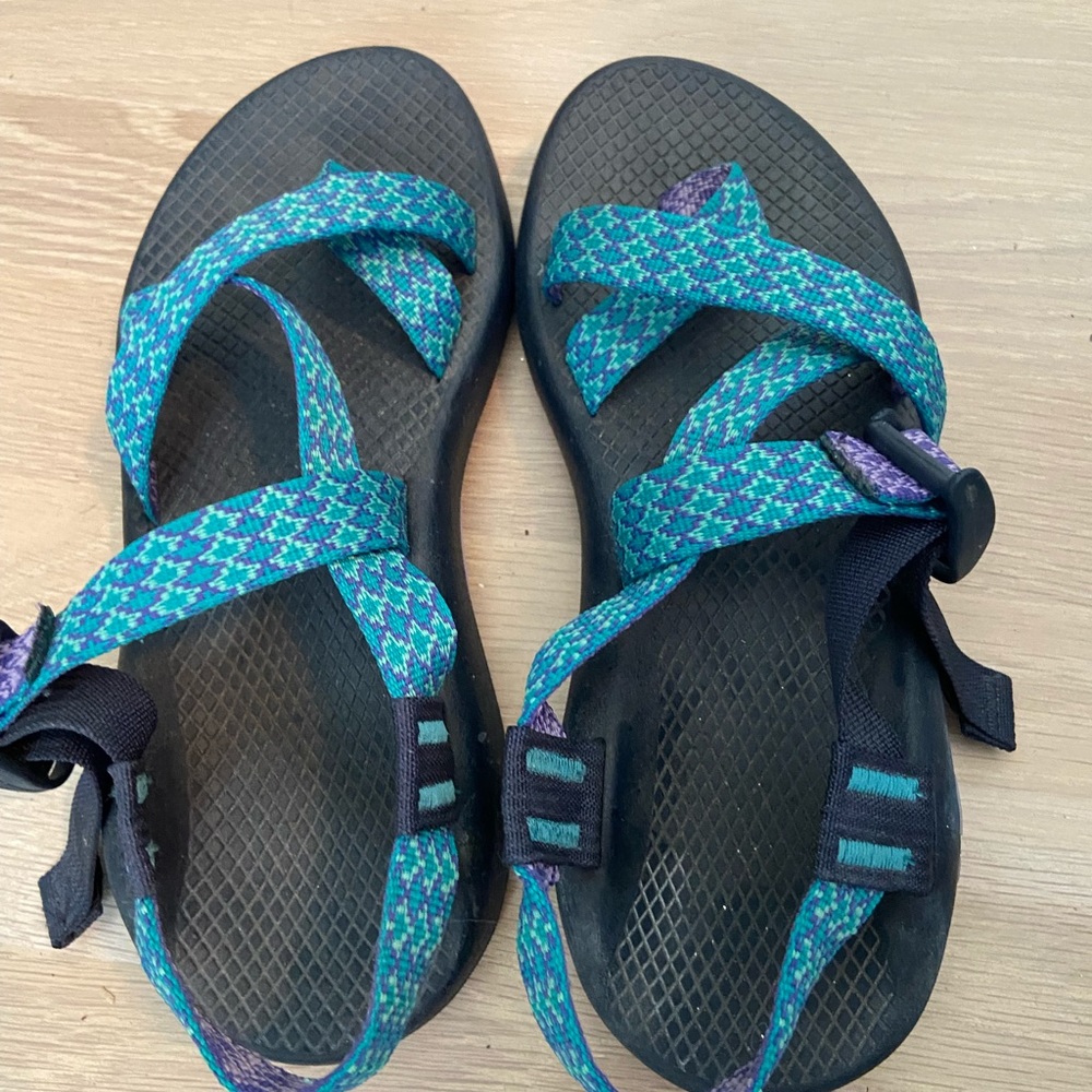 Chacon sandals size 7